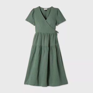 Universal Threads Wrap Dress